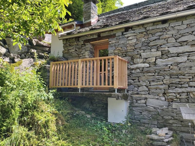 Rustico in pietra a Vergeletto – Charme montano rinnovato in vendita (14)