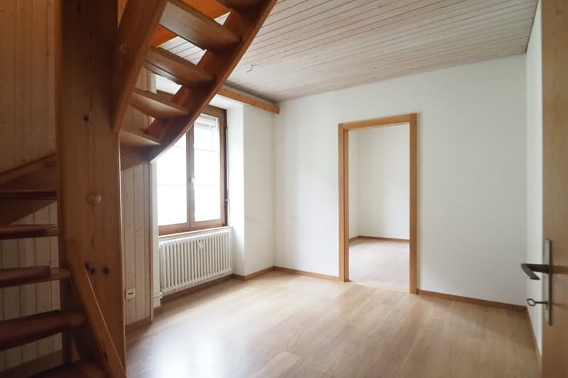 In affitto un appartamento duplex/maisonnette spazioso di 6,5 locali nel Stedtli Laufen. (12)