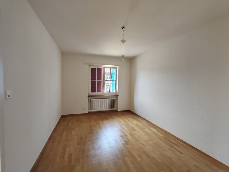 Bright 4-room apartment with balcony in Dornach (4)
