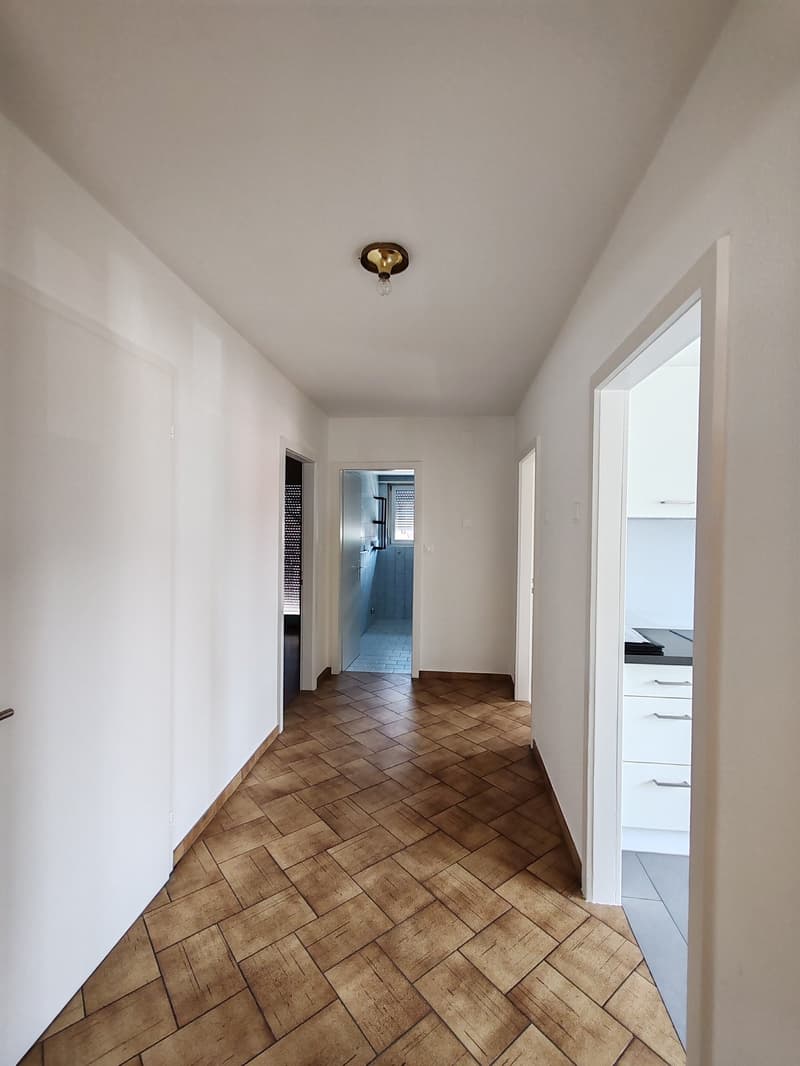 Bright 4-room apartment with balcony in Dornach (19)