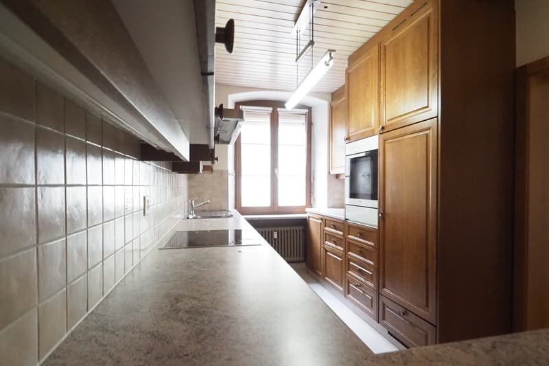 Zu vermieten eine Grosszügige 6.5 Zimmer Duplex-/Maisonette-Wohnung im Stedtli Laufen. (9)