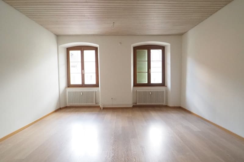 Zu vermieten eine Grosszügige 6.5 Zimmer Duplex-/Maisonette-Wohnung im Stedtli Laufen. (5)