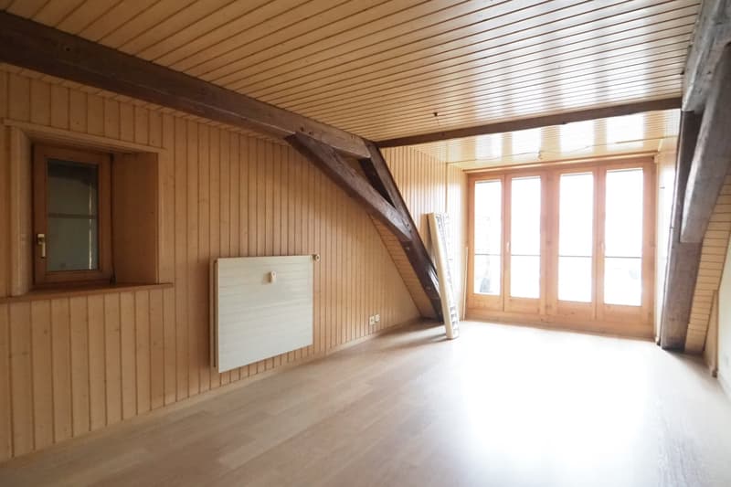 Zu vermieten eine Grosszügige 6.5 Zimmer Duplex-/Maisonette-Wohnung im Stedtli Laufen. (15)
