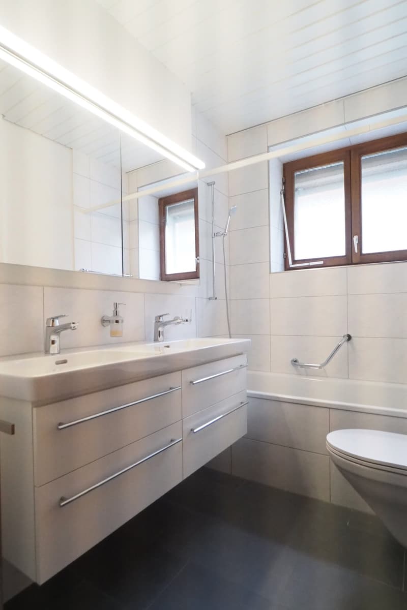 Zu vermieten eine Grosszügige 6.5 Zimmer Duplex-/Maisonette-Wohnung im Stedtli Laufen. (7)