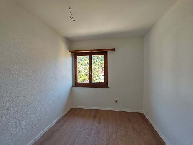 Erstbezug nach Renovation – Helle 4.5-Zimmer-Wohnung mit zwei sonnigen Balkonen (10)