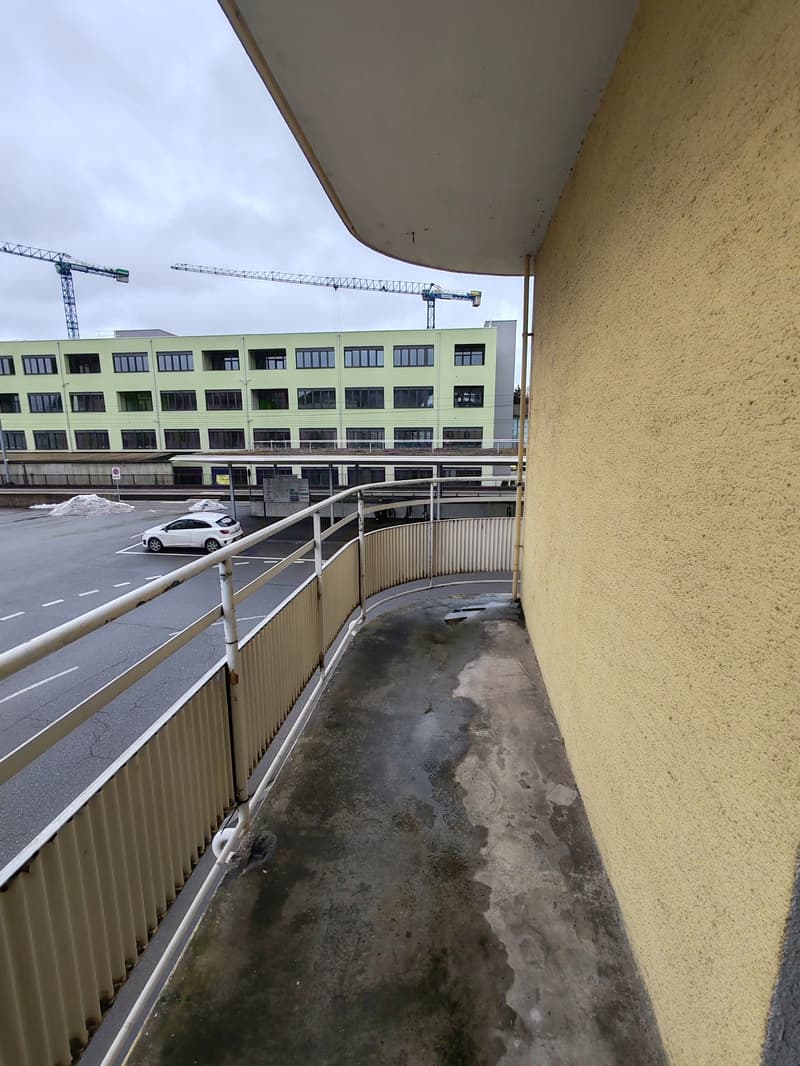 Charmante 4-Zimmer-Wohnung in historischem Gebäude in Reinach (8)