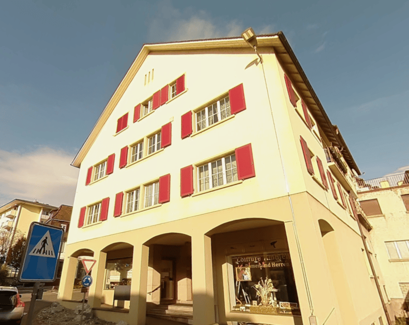 Zentral wohnen in Dornach – helle 2-Zimmer-Wohnung direkt beim Bahnhof (1)