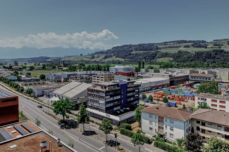An idealer Lage - Repräsentierende Büroflächen in Münsingen