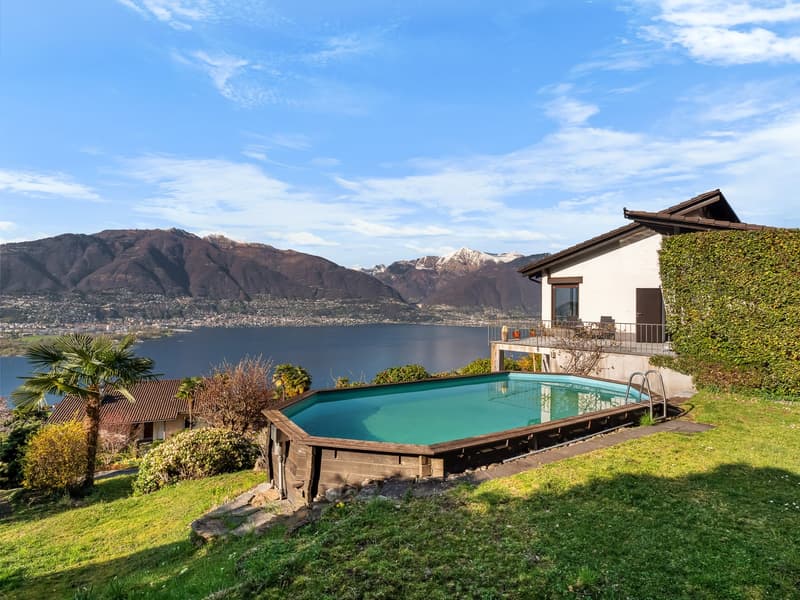 Exclusive dream home on 2'637m2 building plot with 180° view of Lake Maggiore (17)