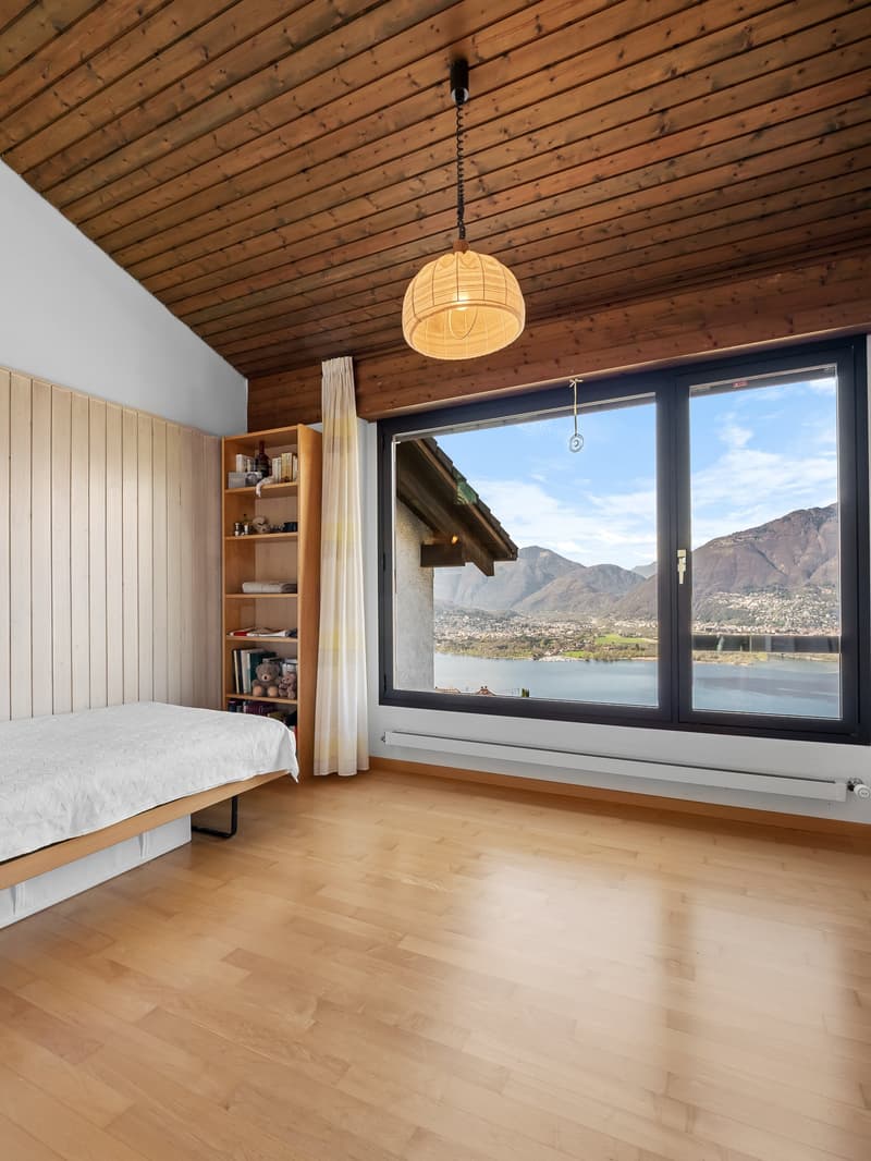 Exclusive dream home on 2'637m2 building plot with 180° view of Lake Maggiore (13)