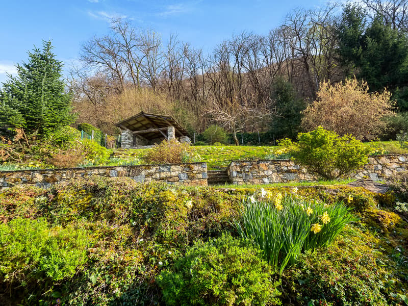 Exclusive dream home on 2'637m2 building plot with 180° view of Lake Maggiore (7)