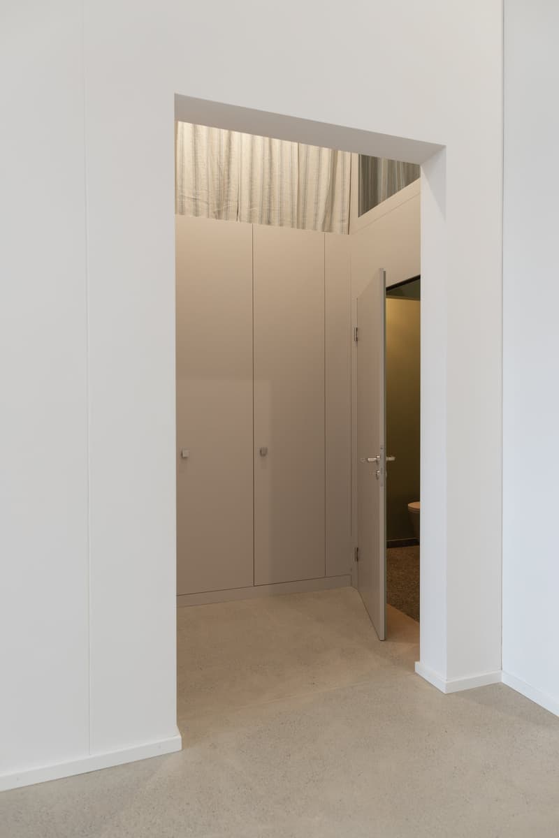 Zweitbezug: moderne 4.5 Zimmer- Maisonette Wohnung im Eigentumsstandard mit Sicht ins Grüne (5)