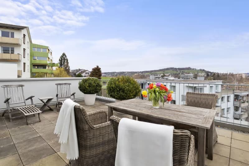Helle 4.5-Zimmer-Wohnung mit Balkon und Garage in Winterthur (10)