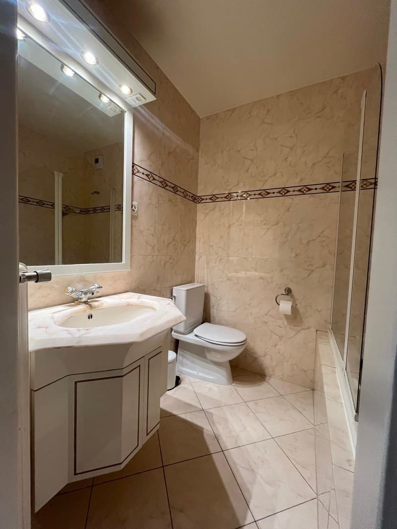 Charmant appartement de 3,5 pièces avec balcon à Genève (2)