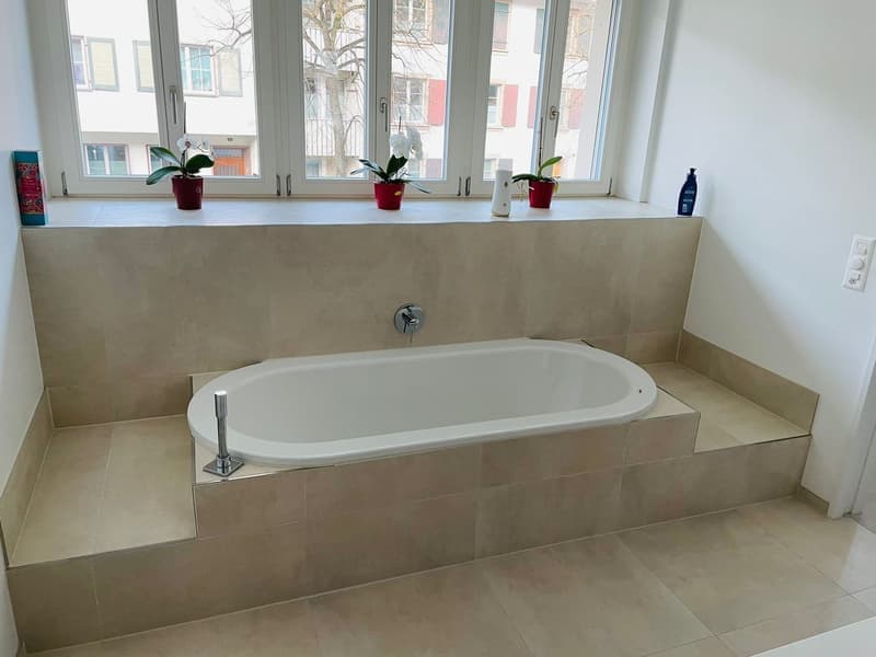 Helle 4.5-Zimmer-Wohnung mit Balkon und Garage in Münchenstein (9)
