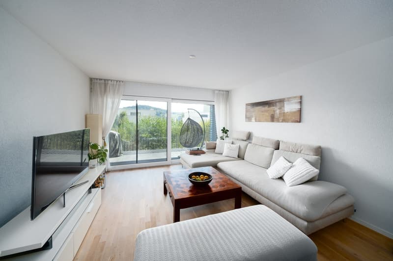 Moderne 4.5-Zimmer-Wohnung an sonniger Hanglage in Wülflingen (4)