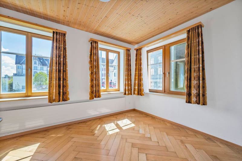 HISTORIC MULTI-FAMILY HOUSE WITH VIEW OF LAKE CONSTANCE (5)