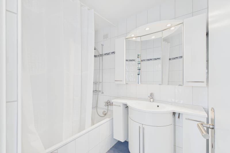 LIVING COMFORT AND FAR-REACHING VIEWS - MAISONETTE ATTIC APARTMENT IN BOLLIGEN (3)