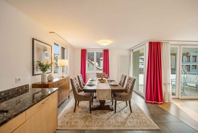 APPARTEMENT EXCLUSIF DE 4,5 PIÈCES EN COPROPRIÉTÉ AVEC BALCON ET ESPACE GÉNÉREUX (5)