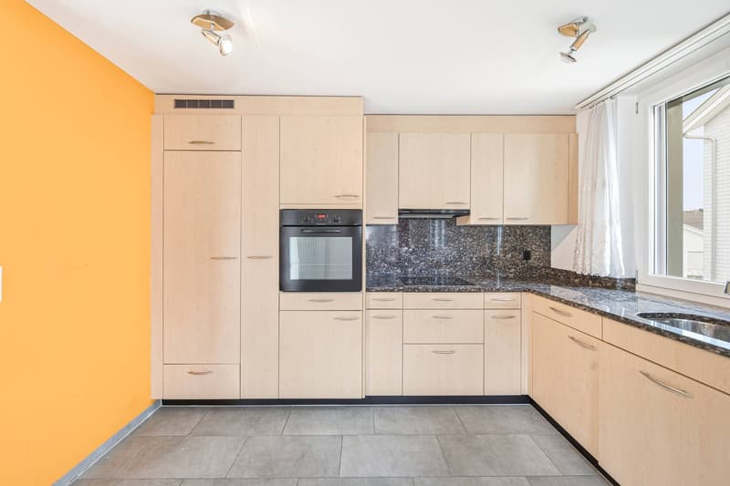 APPARTEMENT EXCLUSIF DE 4,5 PIÈCES EN COPROPRIÉTÉ AVEC BALCON ET ESPACE GÉNÉREUX (6)