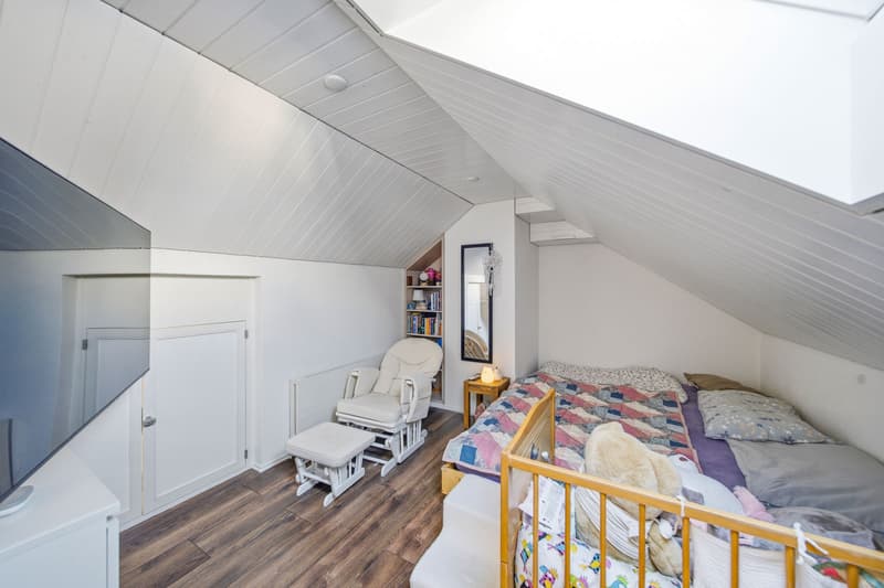 LIVING COMFORT ON TWO LEVELS - 4.5 ROOM MAISONETTE JUST A FEW MINUTES FROM THE CITY (8)