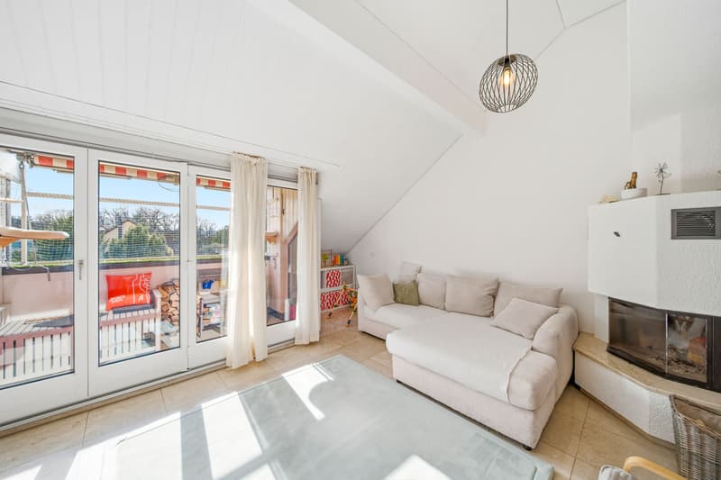 LIVING COMFORT ON TWO LEVELS - 4.5 ROOM MAISONETTE JUST A FEW MINUTES FROM THE CITY (2)
