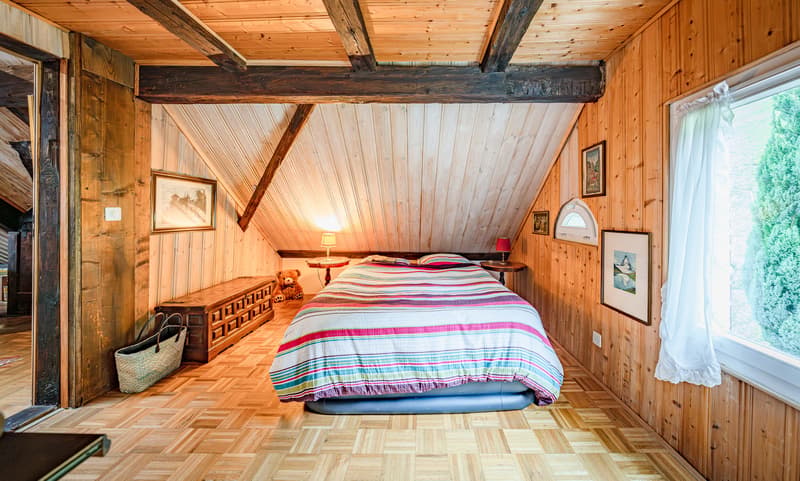 PERLE D'HABITATION SUISSE AUTHENTIQUE SUR UN VERSANT ENSOLEILLÉ (5)