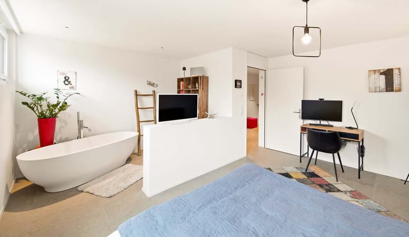 CLASSE ET CONFORT DANS LA VERDURE - APPARTEMENT DE 4.5 PIÈCES À L'ÉTAT NEUF (5)