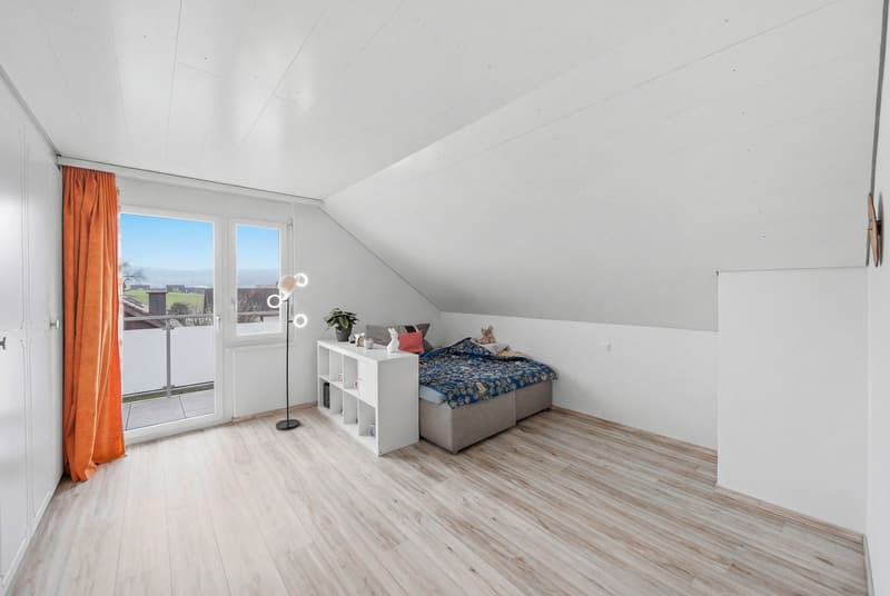 DETACHED 5.5 ROOM FAMILY HOME WITH POOL - WATT ELSE? (5)