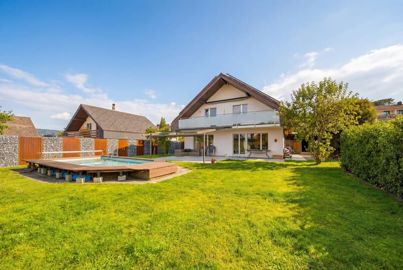 DETACHED 5.5 ROOM FAMILY HOME WITH POOL - WATT ELSE? (1)
