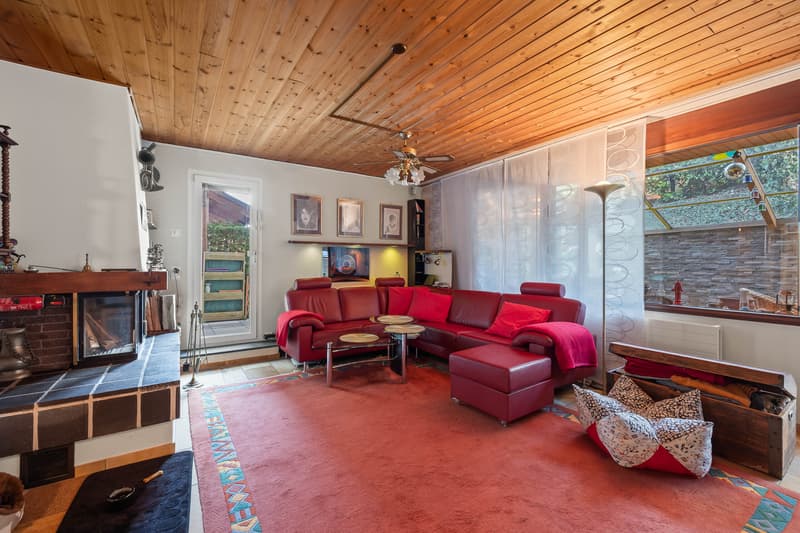 CHARMING 7.5 ROOM CORNER DETACHED HOUSE WITH VERSATILE STUDIO (2)