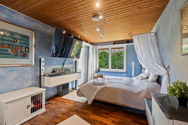 CHARMING 7.5 ROOM CORNER DETACHED HOUSE WITH VERSATILE STUDIO (5)