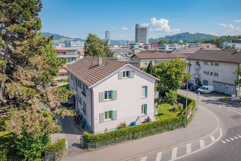 YIELD OPPORTUNITY IN THE SCHOSSHALDEN DISTRICT OF BERNE (4.3%) (1)