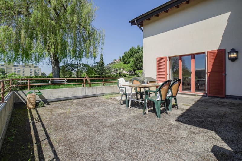 GREAT OPPORTUNITY IN FREIBURG - MULTI-FAMILY HOUSE WITH 3 APARTMENTS (4)
