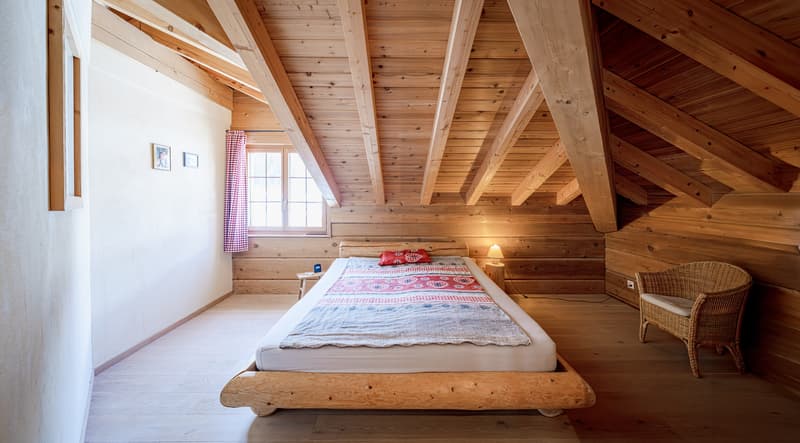 FIRST-CLASS LOG CABIN IN CHURWALDEN - 4.5 ROOM MAISONETTE ON THE ROOF (5)