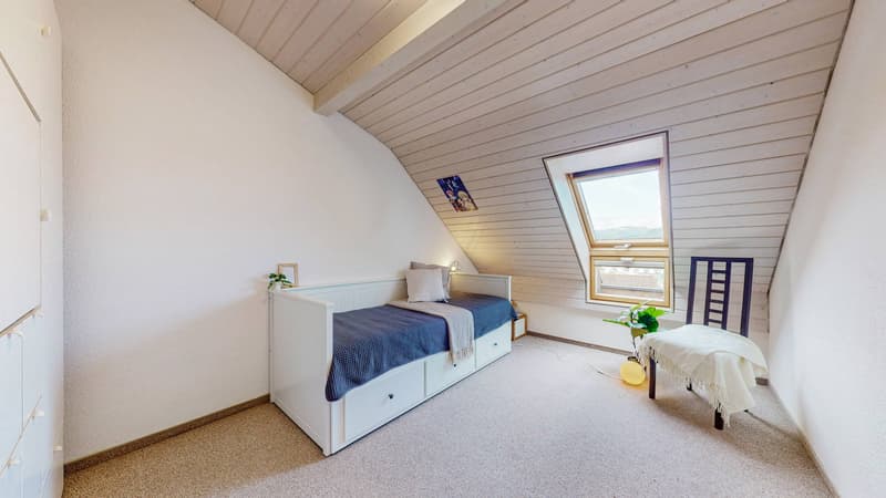 WELL-MAINTAINED 6.5-ROOM SEMI-DETACHED HOUSE WITH GARDEN AND BALCONY (7)