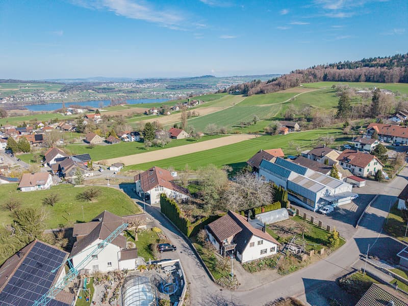 865 M2 RESIDENTIAL BUILDING LAND HIGH ABOVE LAKE HALLWIL (6)