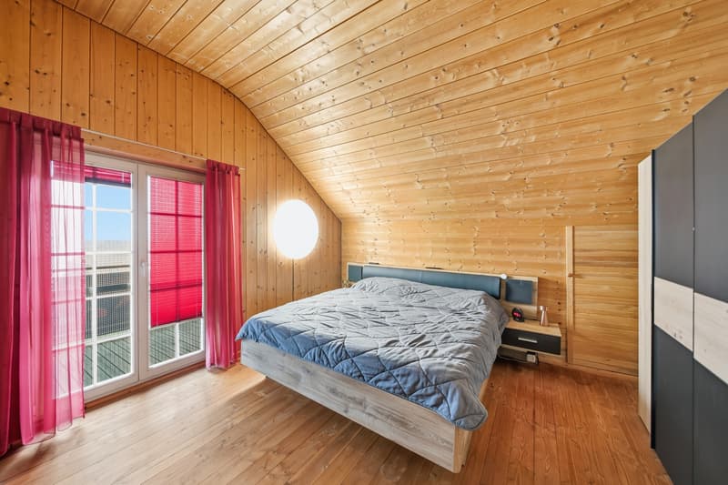 CHARMING 4.5-ROOM DETACHED HOUSE WITH BALCONY AND GARDEN SEATING AREA (3)