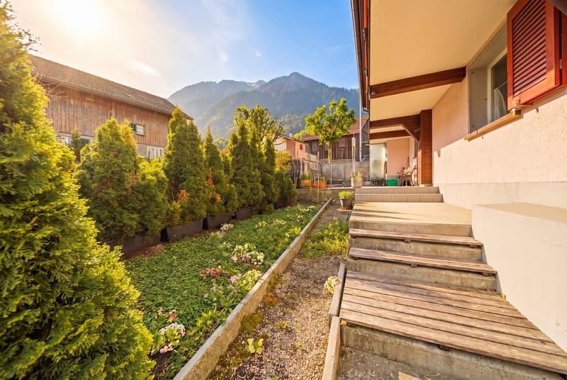 GLARUS HOUSE WITH POTENTIAL IN AN ATTRACTIVE LOCATION (7)