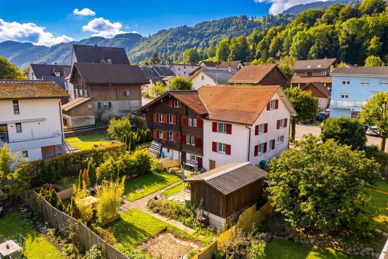 GLARUS HOUSE WITH POTENTIAL IN AN ATTRACTIVE LOCATION (1)