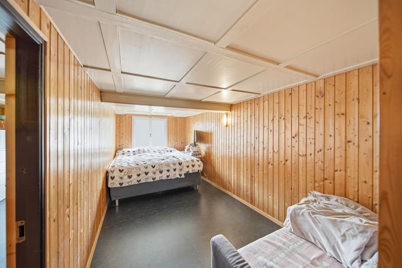 GLARUS HOUSE WITH POTENTIAL IN AN ATTRACTIVE LOCATION (4)