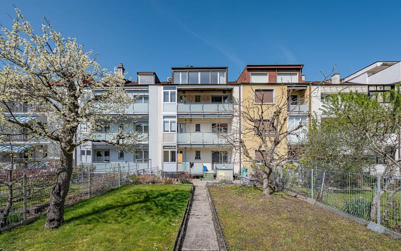 CITY OPPORTUNITY IN BASEL- HIRZBRUNNEN: MULTI-FAMILY HOUSE WITH 4 UNITS (1)