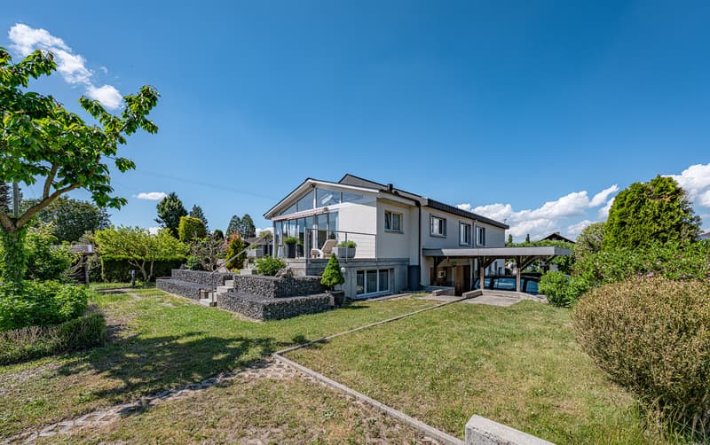 THINK BIG - WELL MAINTAINED 7.5 ROOM DETACHED HOUSE (1)