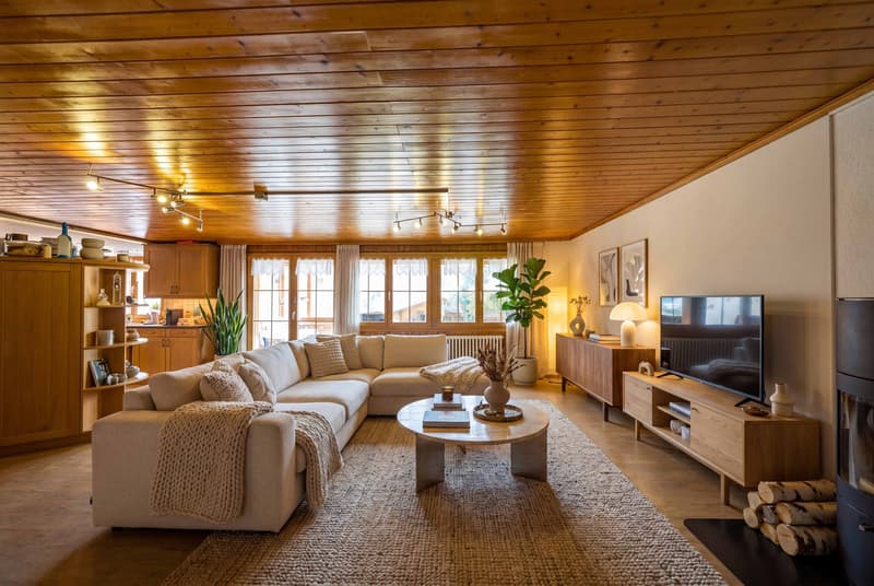 BEAUTIFUL CHALET WITH TWO APARTMENTS (2)