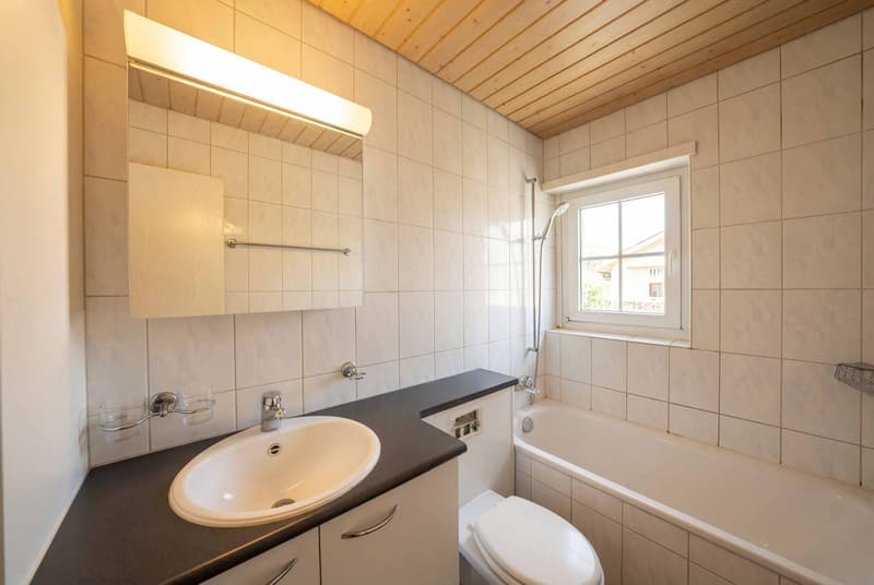 RENTAL STRONG MULTI-FAMILY HOUSE (BR 4.58%) WITH 16 UNITS IN GRENCHEN (6)