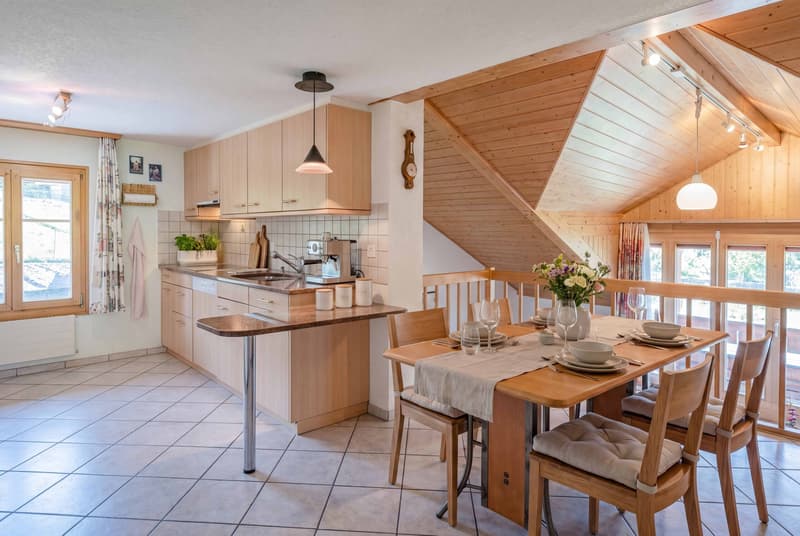 CHARMANT ET ABORDABLE - MAISON DE 8 CHAMBRES AVEC APPARTEMENT INDÉPENDANT (2)