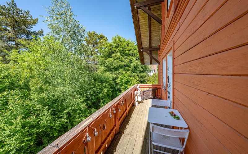 FULLY LET MULTI-FAMILY HOUSE WITH 5.24% GROSS YIELD (7)