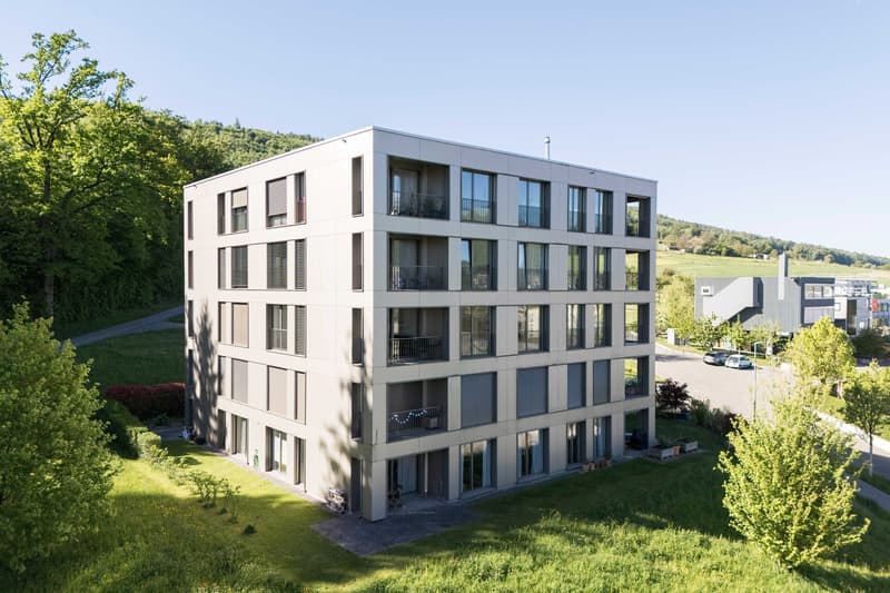 APPARTAMENTO MODERNO CON VISTA PANORAMICA ALLA PERIFERIA DELLA CITTÀ (7)