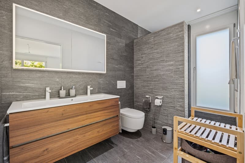 STYLISH 4.5 ROOM GARDEN APARTMENT WITH LARGE TERRACE (4)