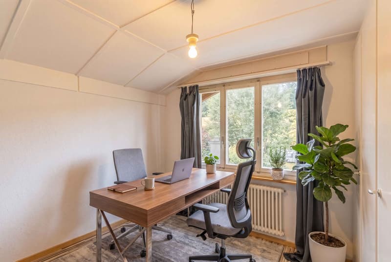 MAISON INDIVIDUELLE AVEC BEAUCOUP D'ESPACES VERTS (7)